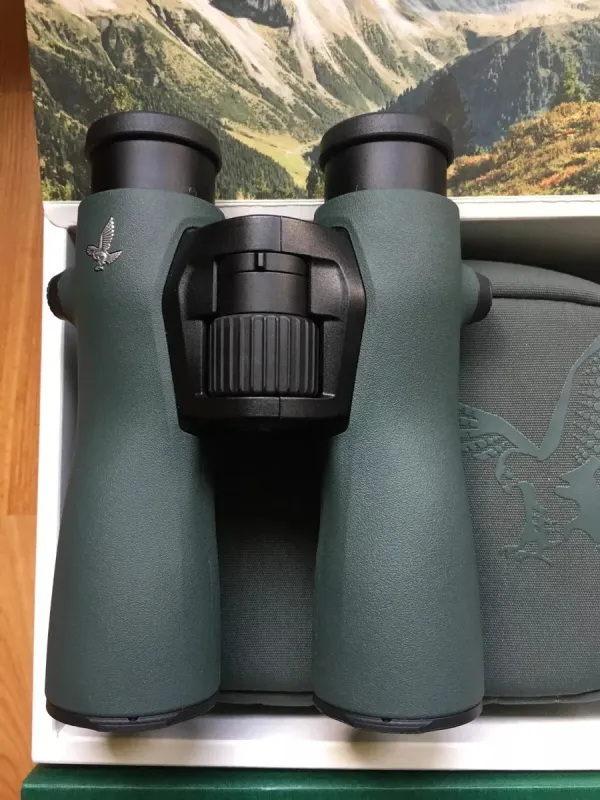 Dalekohled Swarovski Optik NL Pure 10x42.